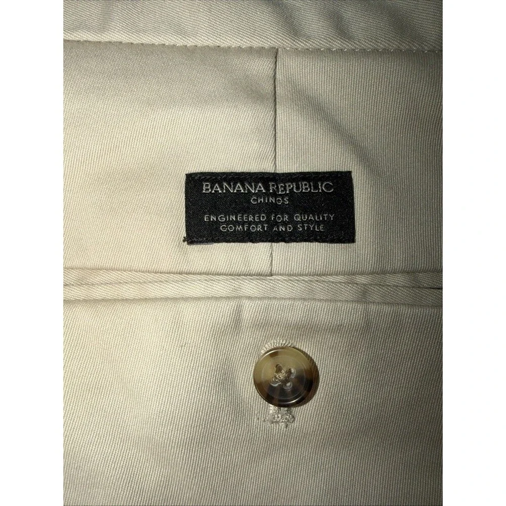 Banana Republic Dawson Chino Pants Khaki Beige Flat Front Mens Size 30x30